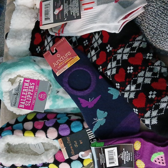 Colorful Cozy Socks Collection - Picture 4 of 5